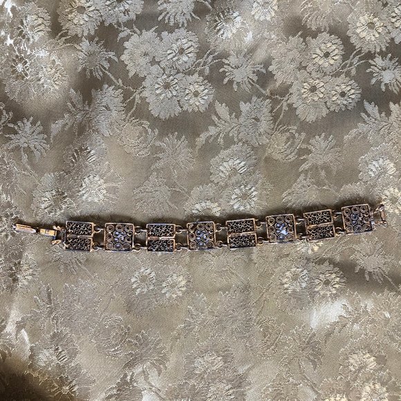 VINTAGE - White Enamel Bracelet - Picture 4 of 5